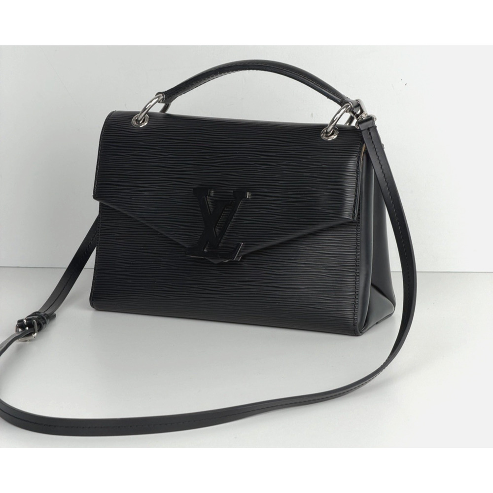 Louis Vuitton Grenelle Pochette Shoulder Bag PM Black Epi Leather 2020 C3